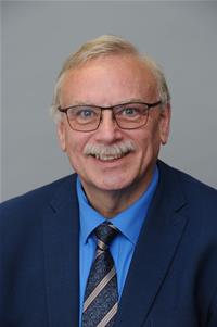 Profile image for Councillor Peter Curling
